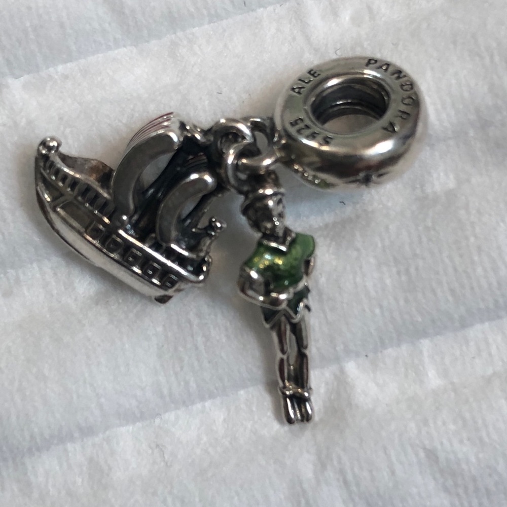 Authentic RETIRED Peter Pan Pandora Charm